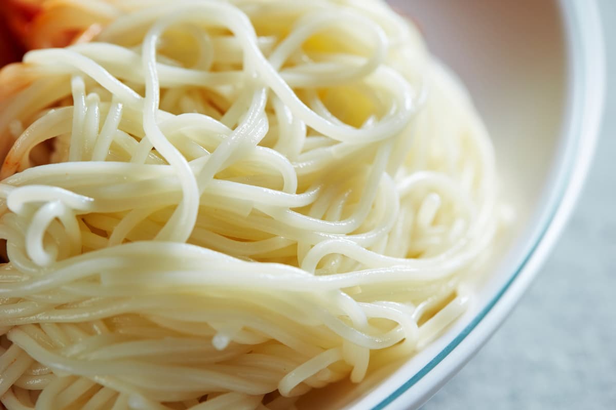 Anleitung zum Kochen von Koreanischen Nudeln (국수삶기) Thumbnail
