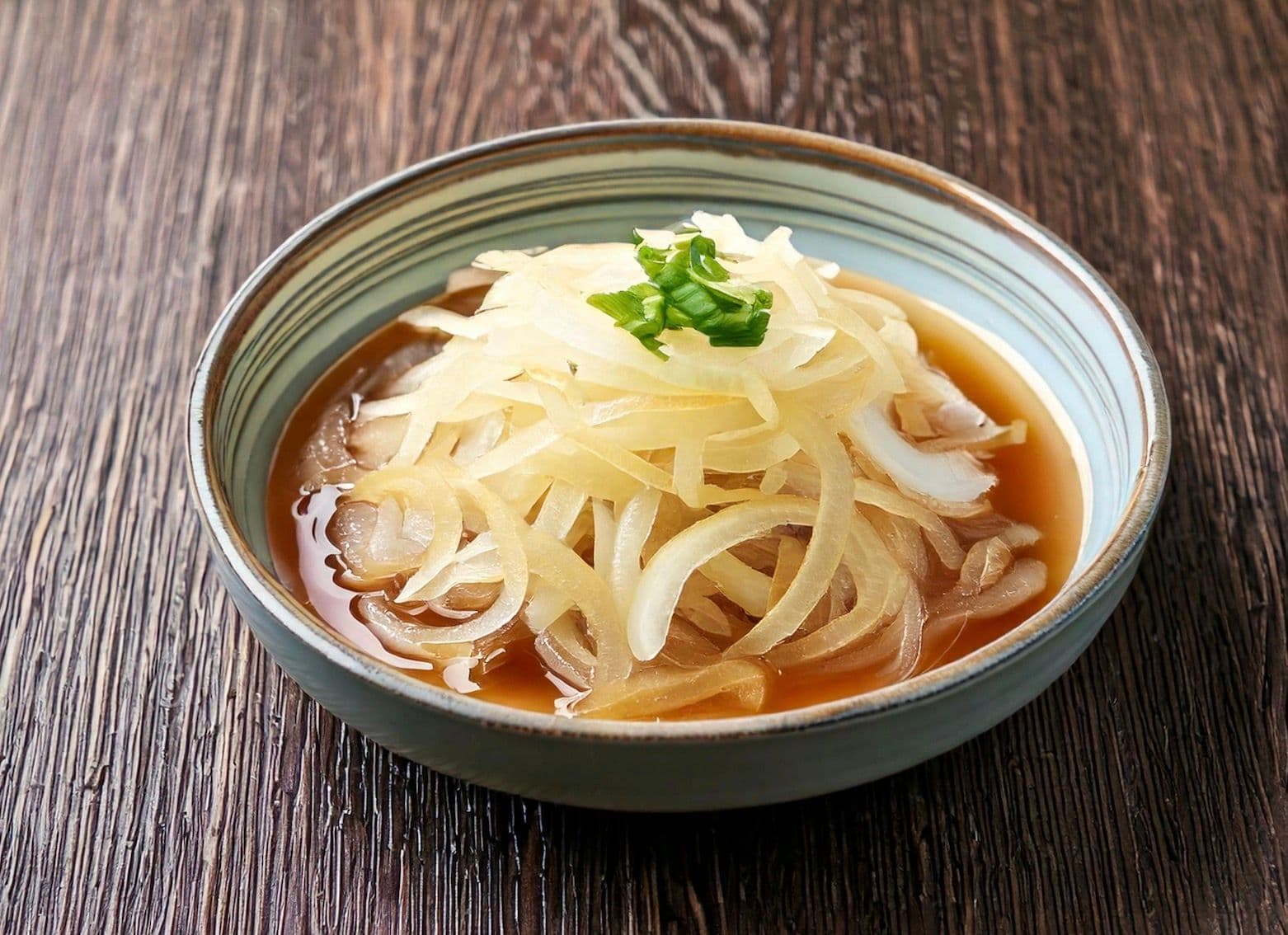 Cham Sauce (Zwiebelmarinade für Fleisch, 참소스 스타일)