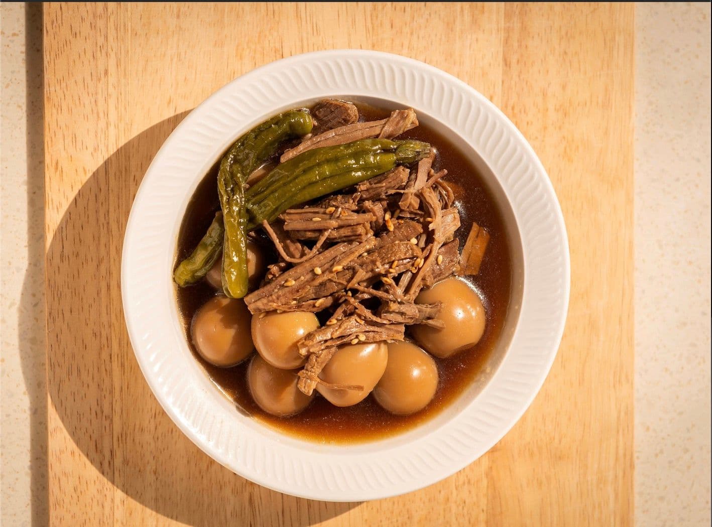 Jangjorim (Koreanisches Sojasaucen-Rindfleisch, 장조림)